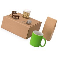 Продуктовый набор подарочный керамический TEA CUP SUPERIOR: чай фруктовый, малина в йогуртовой глазури, ситечко для чая, подвеска, кружка